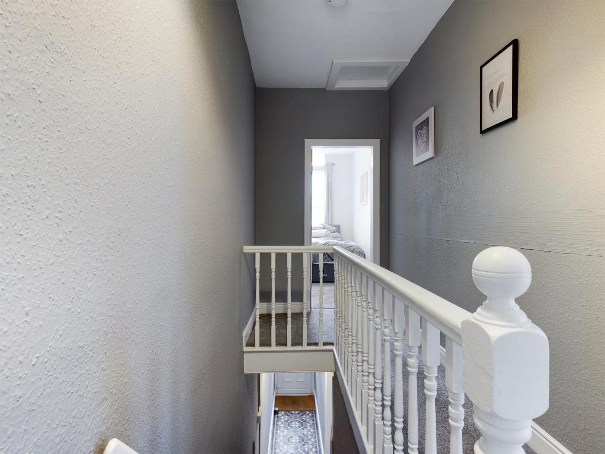 Cheerful 3 Bedroom Home With Free Parking And Wifi Chester Exterior foto