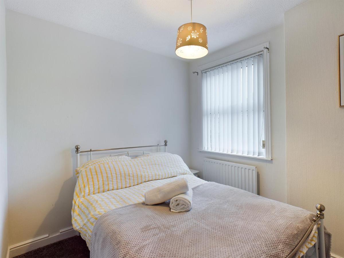 Cheerful 3 Bedroom Home With Free Parking And Wifi Chester Exterior foto